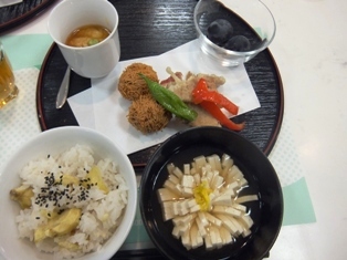 b0079206_1293866.jpg