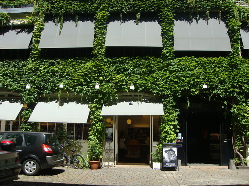 b0224081_1644123.jpg