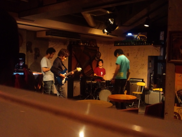 a0160571_0334046.jpg