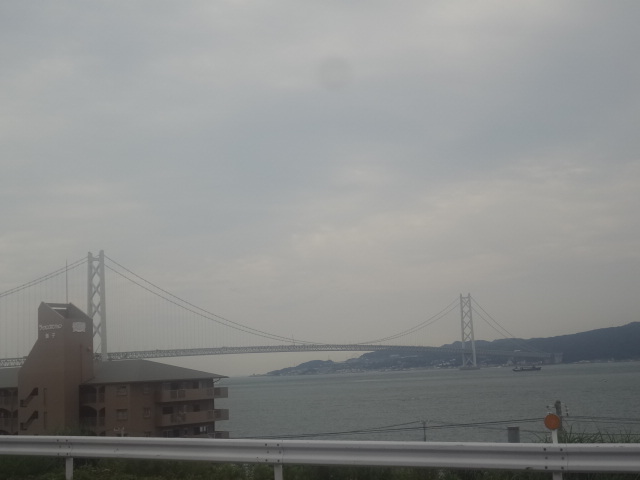d0251026_83327.jpg