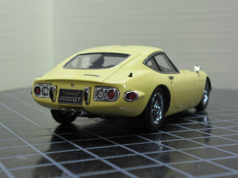 Toyota 2000GT 1969 Bellatrix Yellow : Modelcar's Junkie