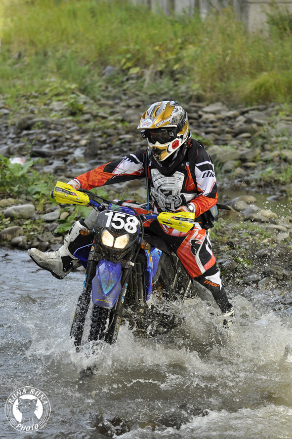 f0210380_2073335.jpg