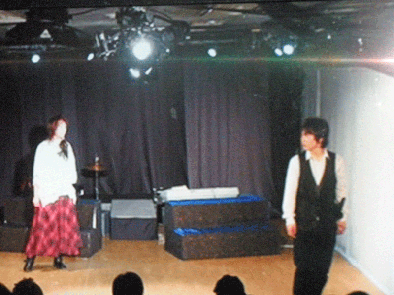 b0098881_13482574.gif