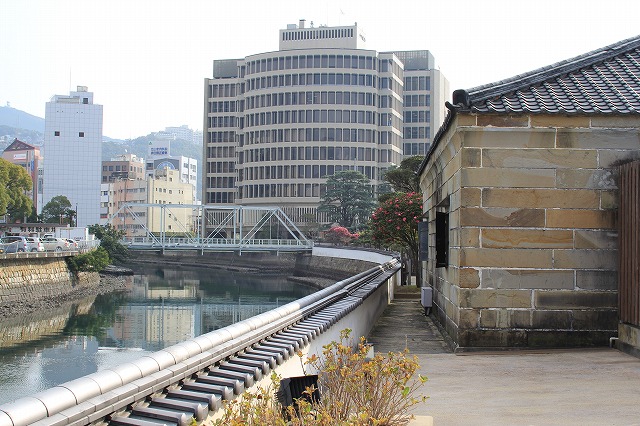 b0238886_0403286.jpg