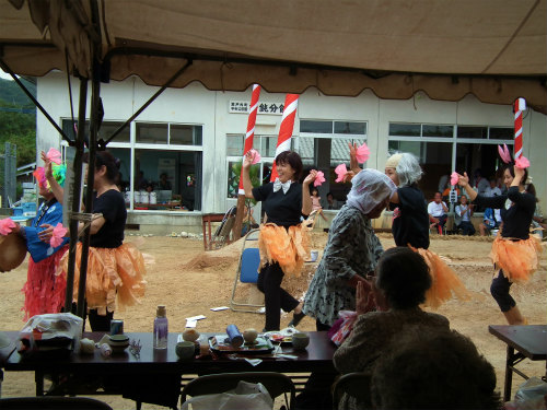e0028387_213875.jpg