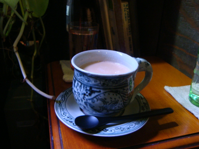 f0232060_16267.jpg