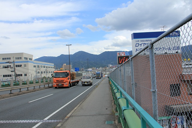 b0095061_8533416.jpg