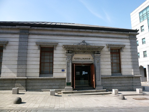 a0140305_0344422.jpg
