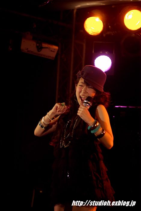 f0008102_218129.jpg