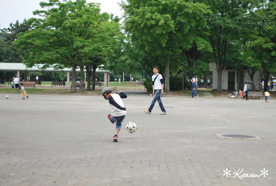 e0100826_045574.jpg