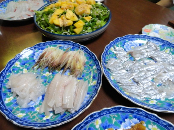 f0238932_8353519.jpg