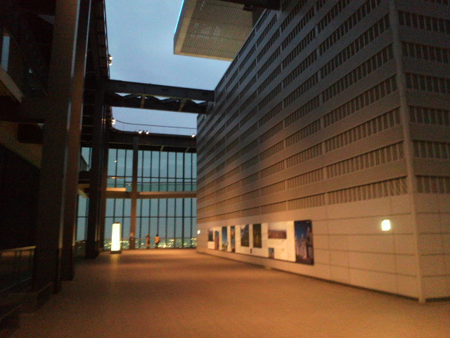 e0099212_1853165.jpg