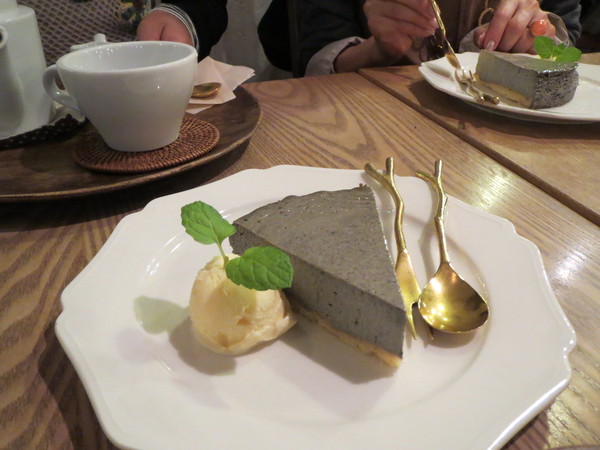 e0111793_0553210.jpg