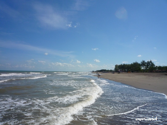 10月のショマール*** カスピ海 テヘランライフ