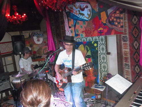 b0230793_0335429.jpg