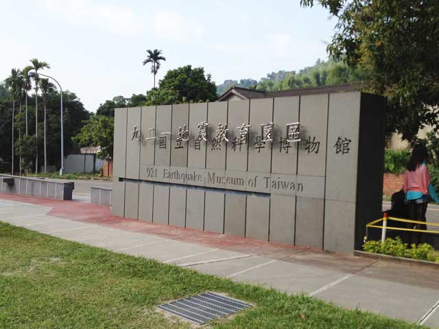e0049318_2385711.jpg