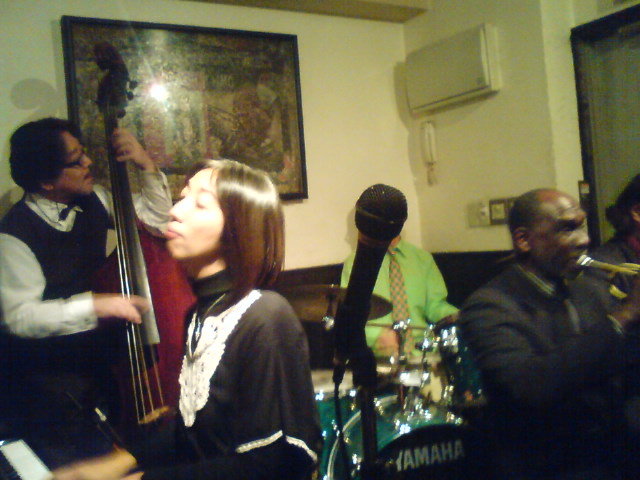 c0202101_0212239.jpg