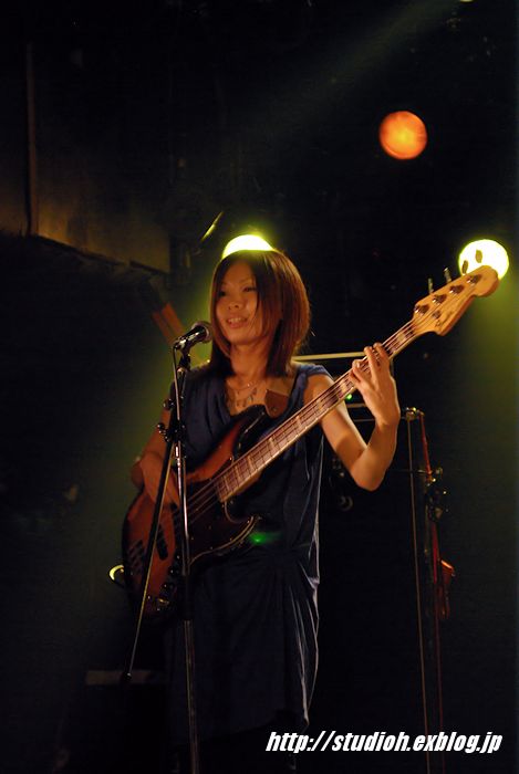 f0008102_23565027.jpg