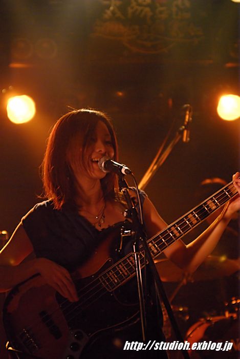 f0008102_003527.jpg