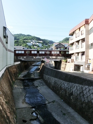 c0222474_1463132.jpg
