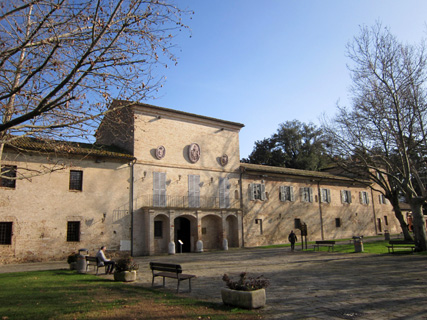 f0234936_1374895.jpg