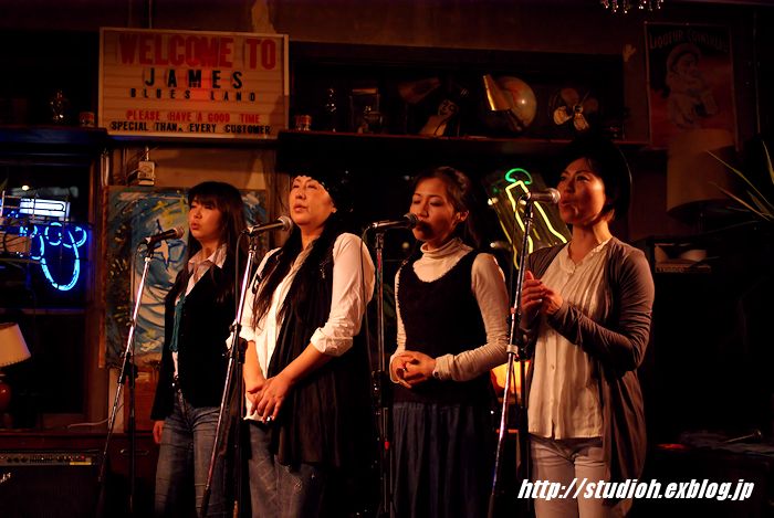 f0008102_145517.jpg