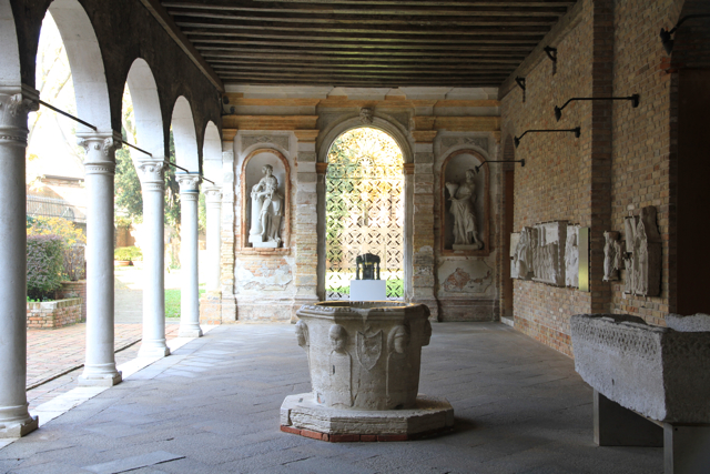 e0150178_391457.jpg