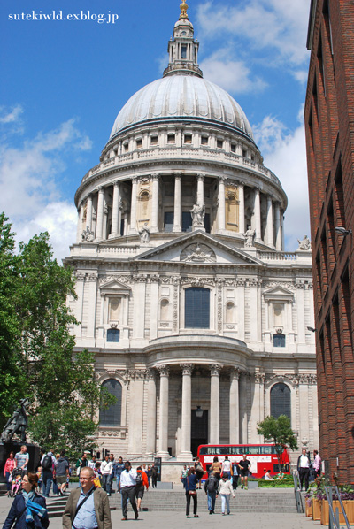 e0231876_314452.jpg