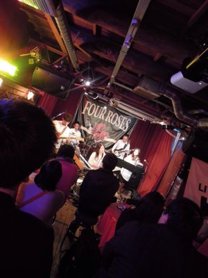 f0014209_0481115.jpg