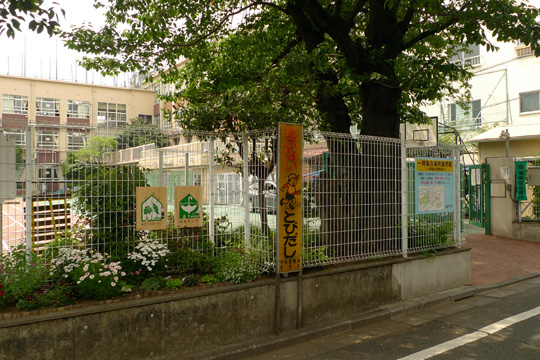 f0194512_0273548.jpg