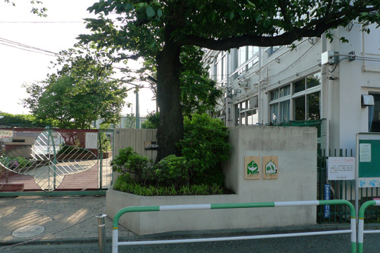 f0194512_0391115.jpg