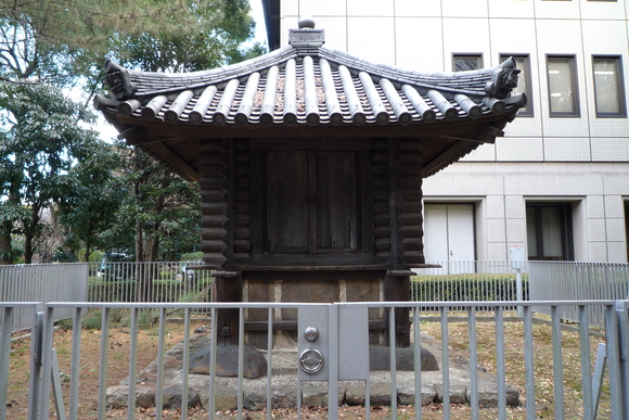 b0283699_2065544.jpg
