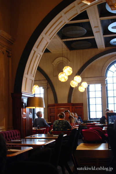e0231876_1471214.jpg