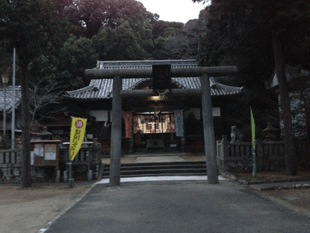 e0203037_1655315.gif