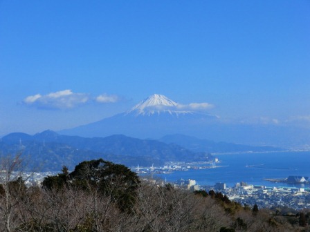 e0246154_19375195.jpg