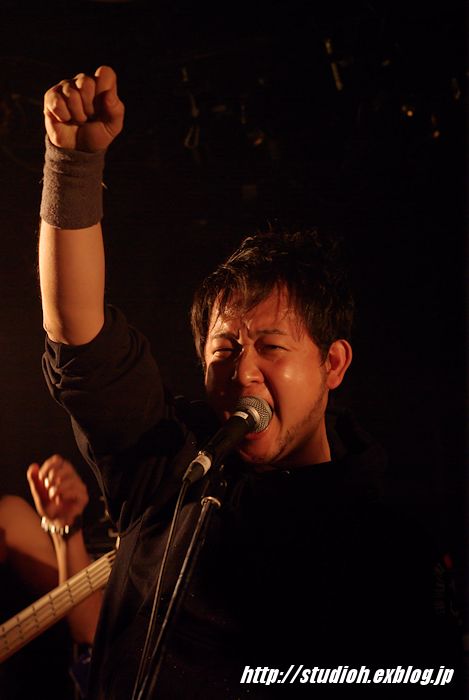 f0008102_0104936.jpg