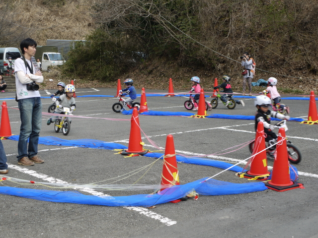 e0272438_2352176.jpg