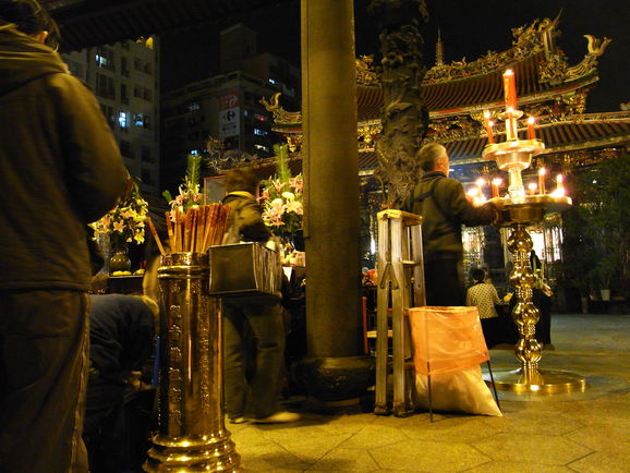b0204492_0331531.jpg