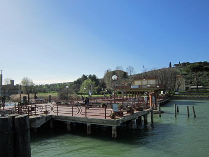f0234936_0235963.jpg