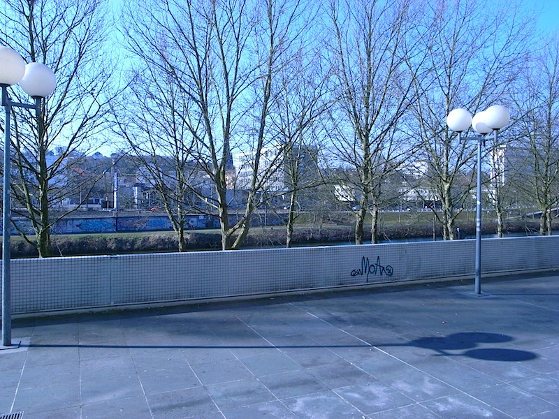 f0108399_1520345.jpg