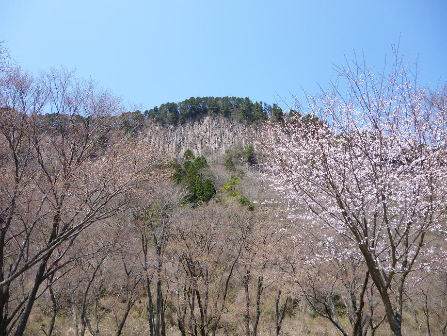 f0228619_22371563.jpg
