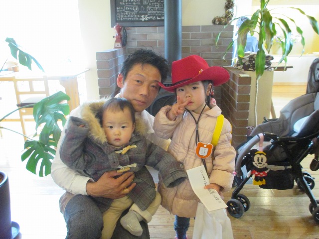 f0202703_22563752.jpg