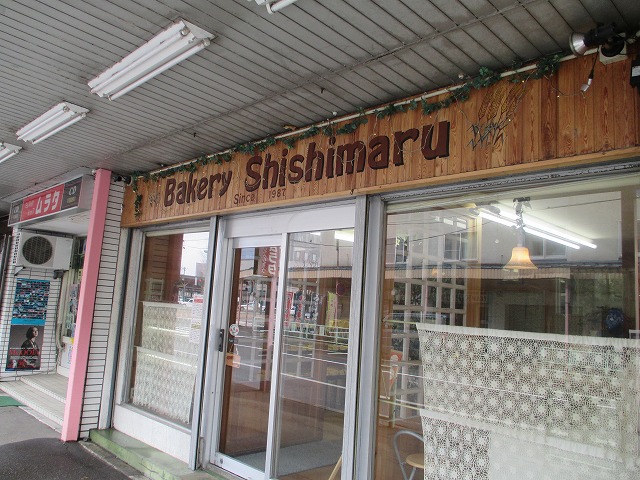 f0202703_2295636.jpg