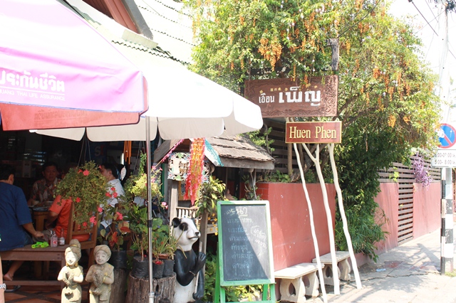 d0222641_22115411.jpg