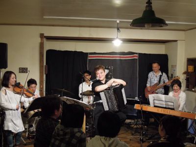f0014209_7501967.jpg