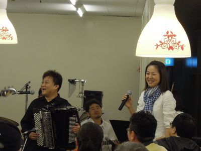 f0014209_8152372.jpg