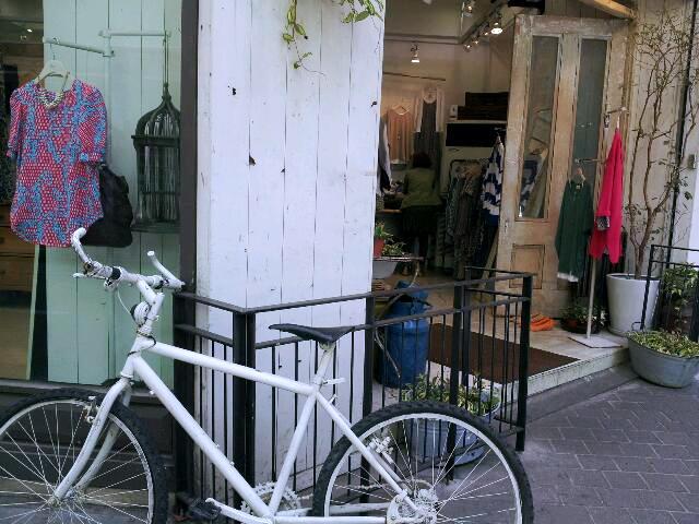 a0222564_0525274.jpg