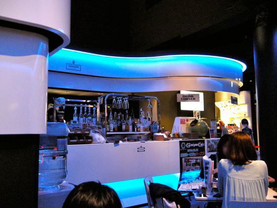 e0247832_27842.jpg