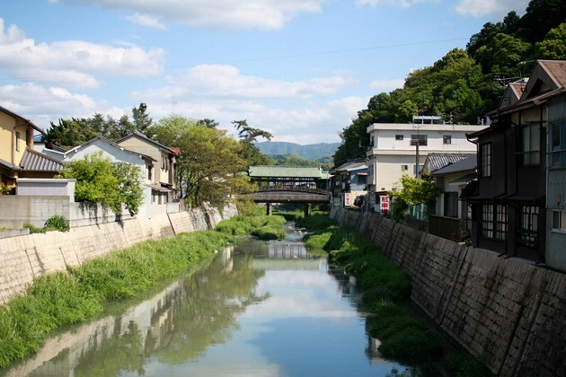 f0238184_29351.jpg