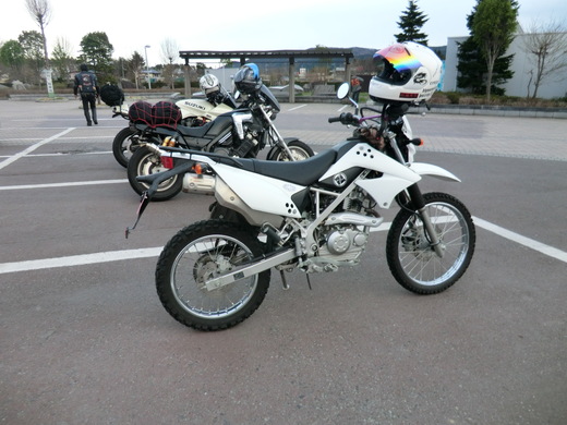 d0221319_5362779.jpg